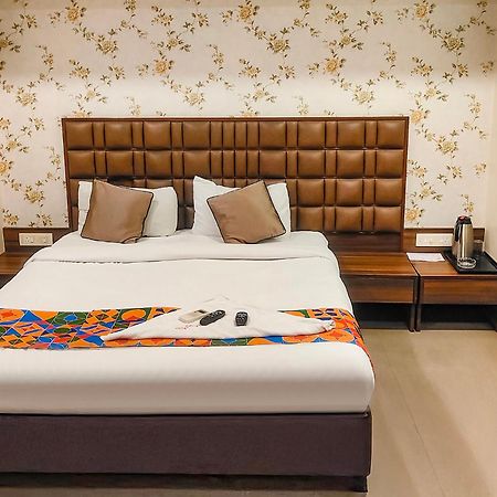 Fabhotel Landmark Residency - Nr Midc Turbhe Turambhe Dış mekan fotoğraf