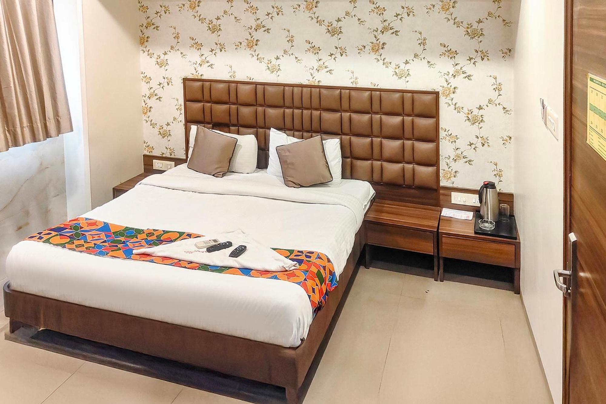 Fabhotel Landmark Residency - Nr Midc Turbhe Turambhe Dış mekan fotoğraf