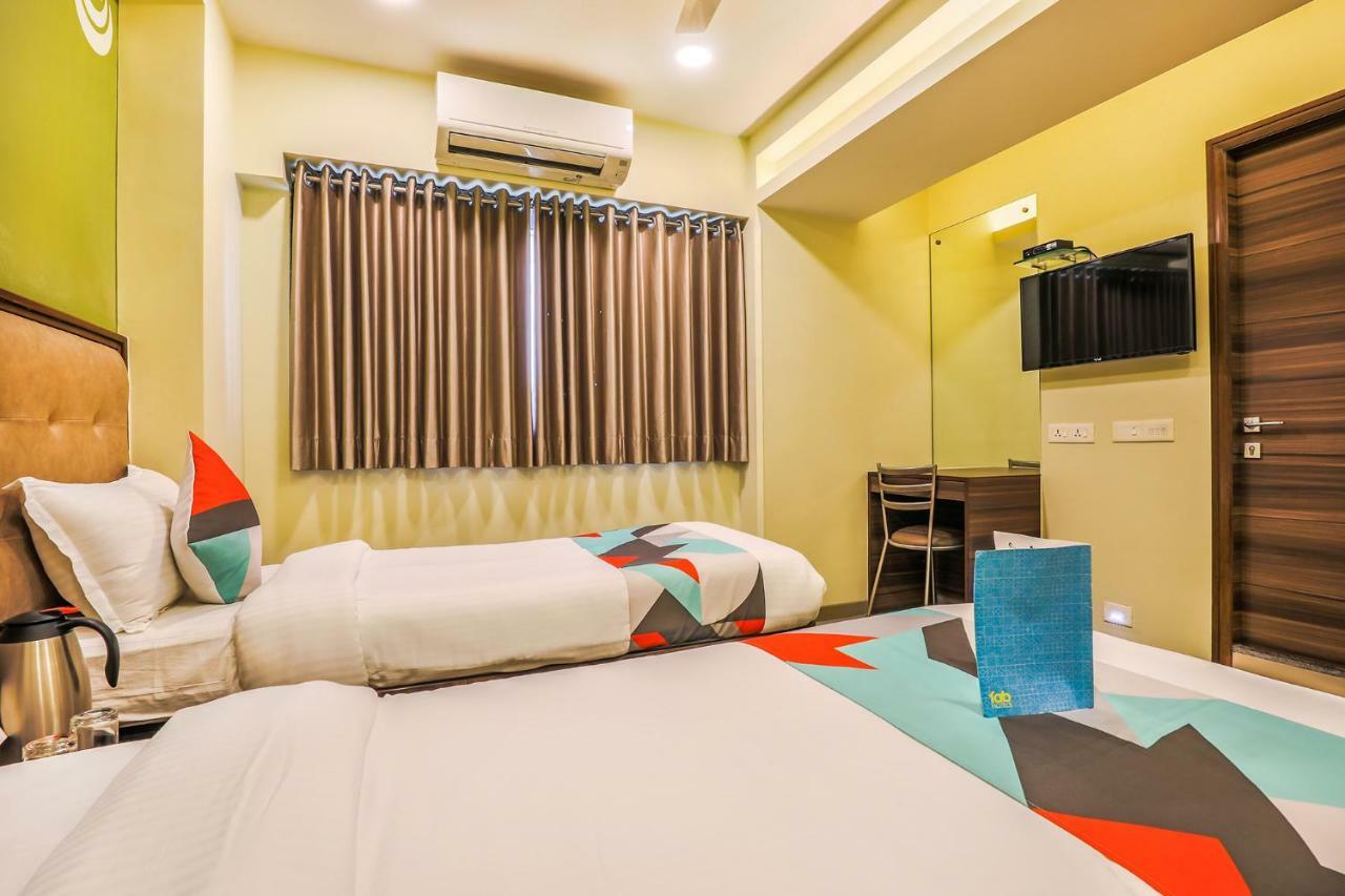 Fabhotel Landmark Residency - Nr Midc Turbhe Turambhe Dış mekan fotoğraf