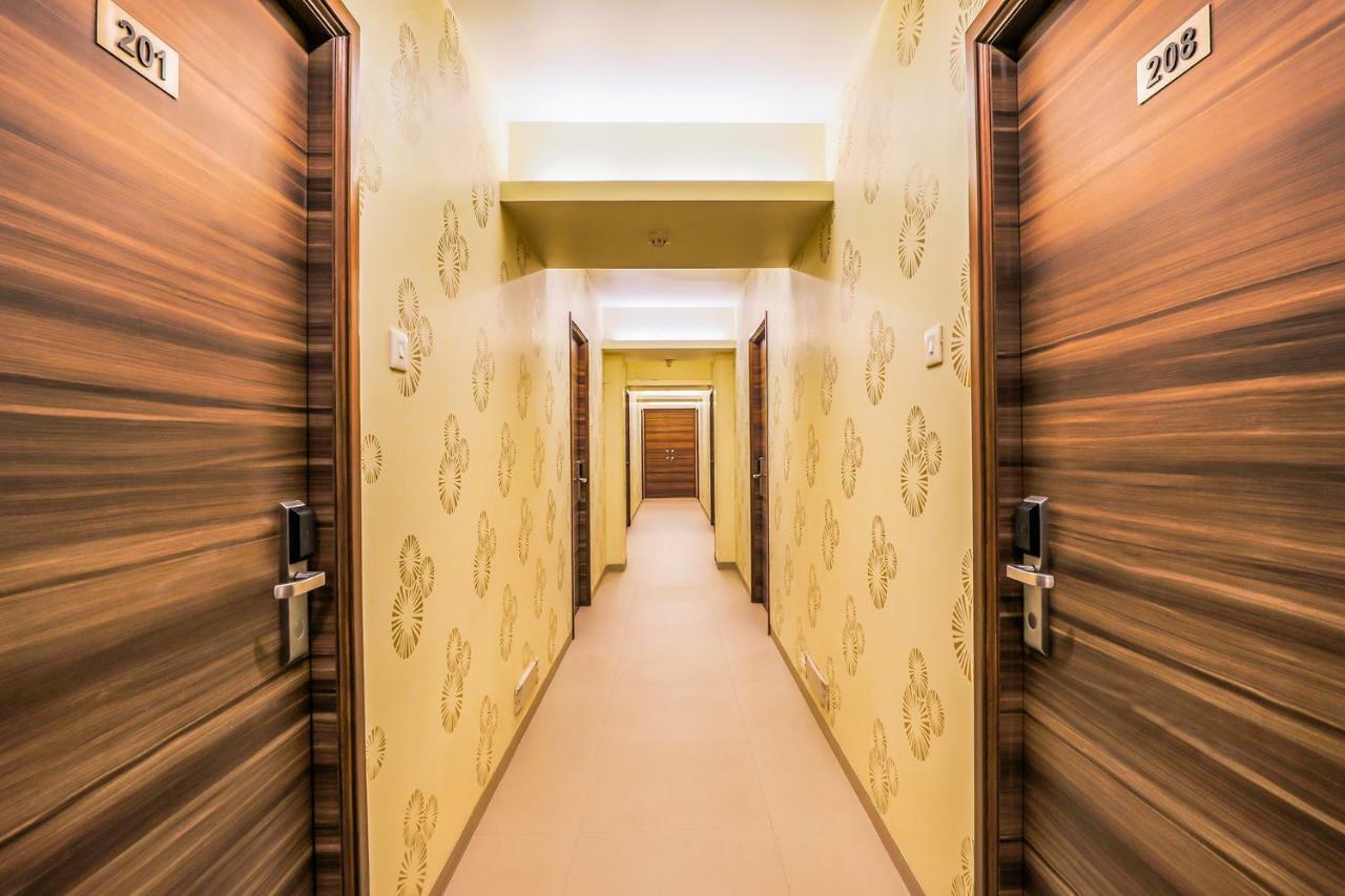 Fabhotel Landmark Residency - Nr Midc Turbhe Turambhe Dış mekan fotoğraf